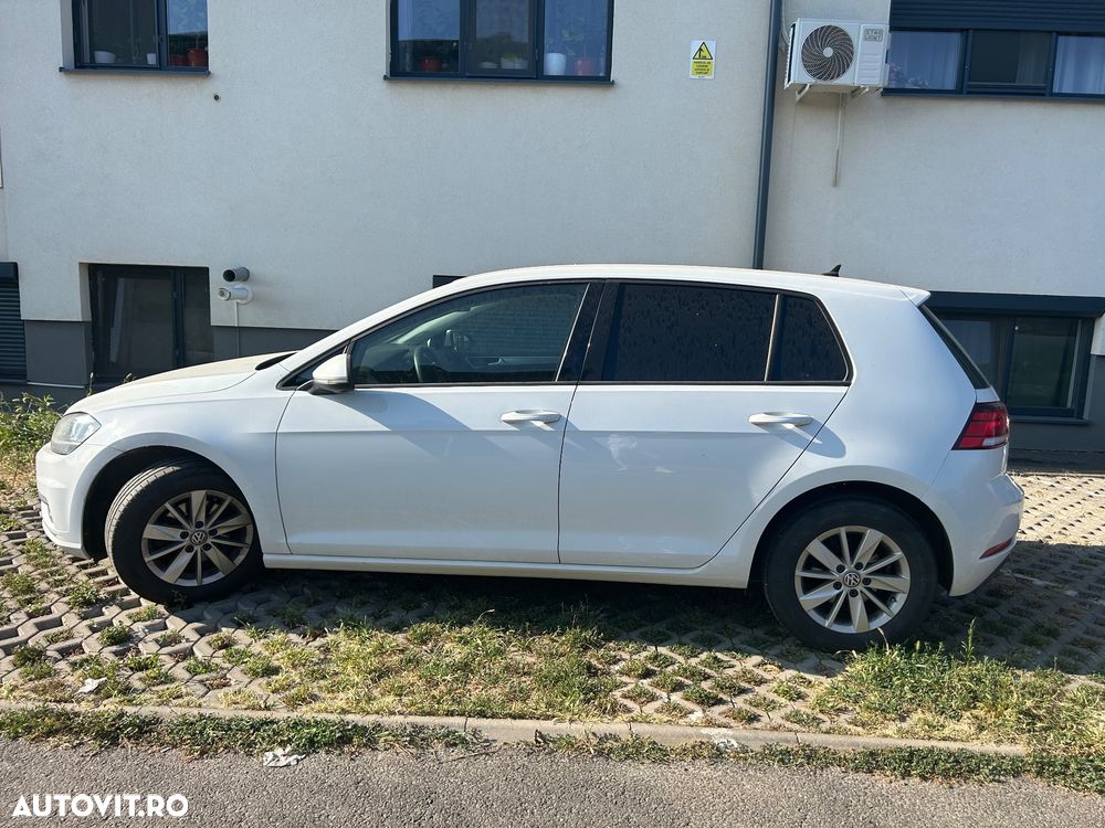 Volkswagen Golf 1.0 TSI Trendline - 1