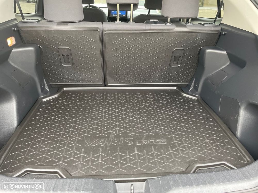 Toyota Yaris Cross 1.5 HDF Comfort Plus - 10