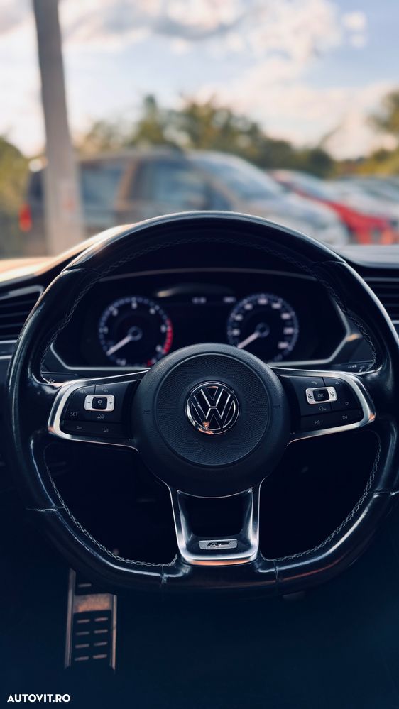 Volkswagen Tiguan - 15