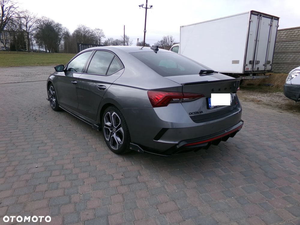 Skoda Octavia 2.0 TSI RS DSG - 5