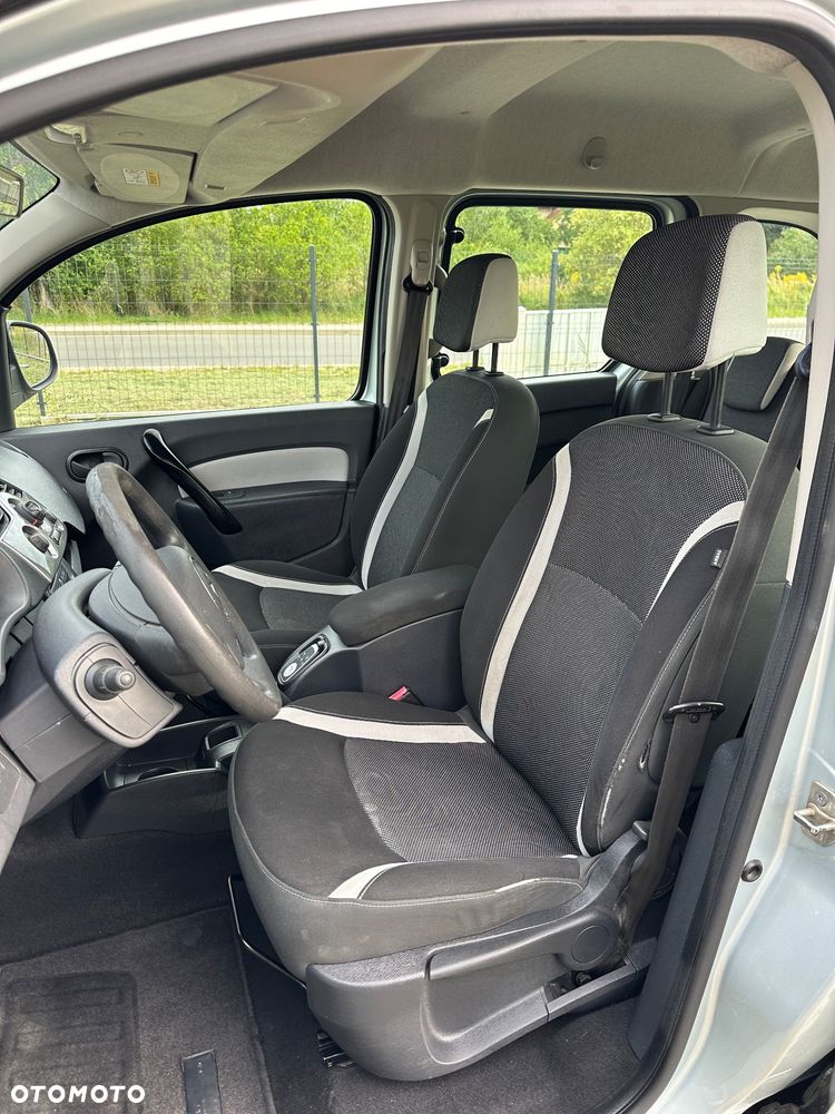 Renault Kangoo 1.6 16V Privilege - 13