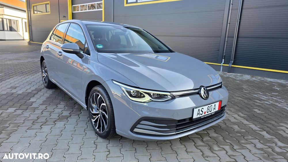 Volkswagen Golf Standard - 35