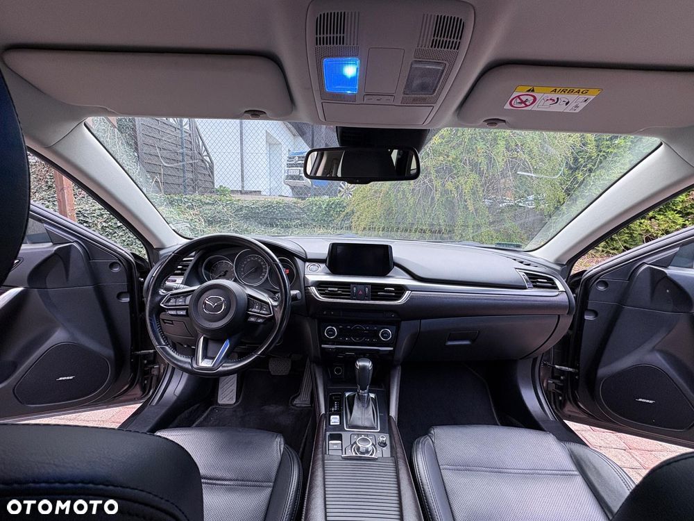Mazda 6 - 8