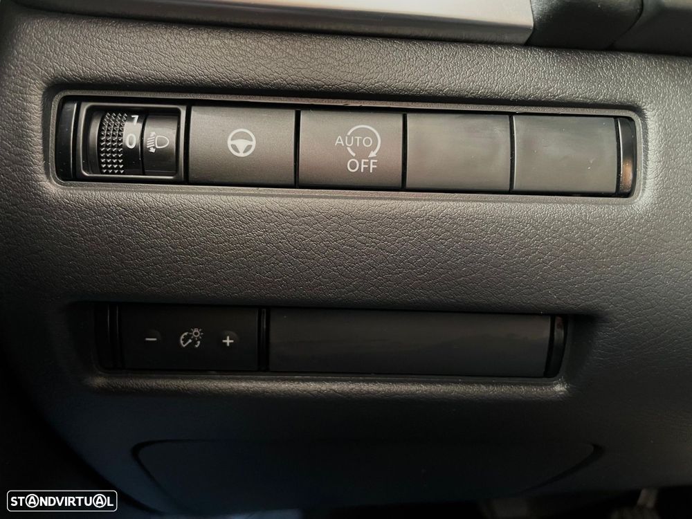 Nissan Qashqai 1.3 DIG-T Advance Two Tone - 16