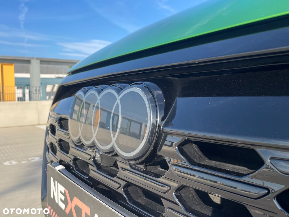 Audi Q8 Sportback e-tron - 20