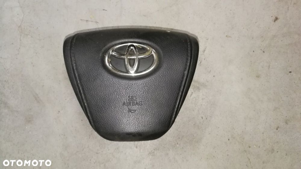 Poduszka powietrzna kierowcy Avensis t29 15-18