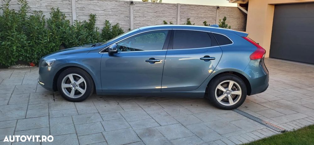 Volvo V40 - 9