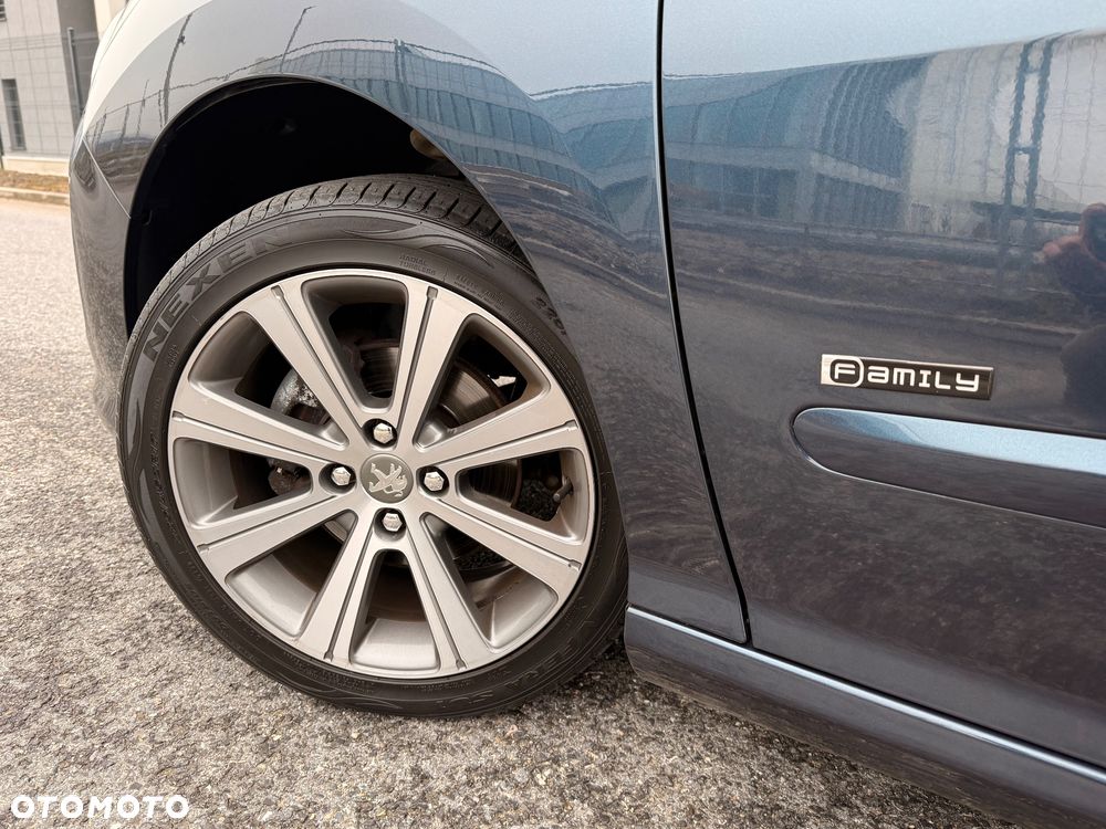 Peugeot 308 1.6 Premium Plus - 15