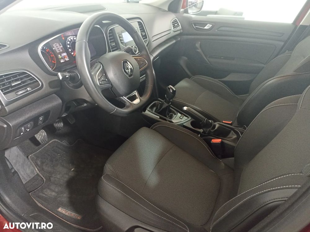 Renault Megane TCe 114 GPF Life - 11