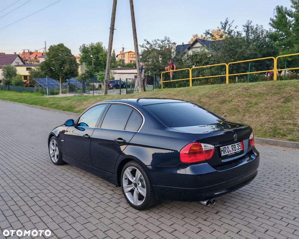 BMW Seria 3 325i - 9