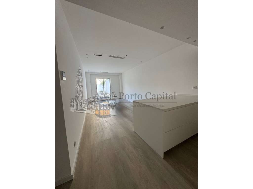 T2 com Terraço de 227 m² em Matosinhos
O refúgio que o seu coração... - Grande imagem: 4/25