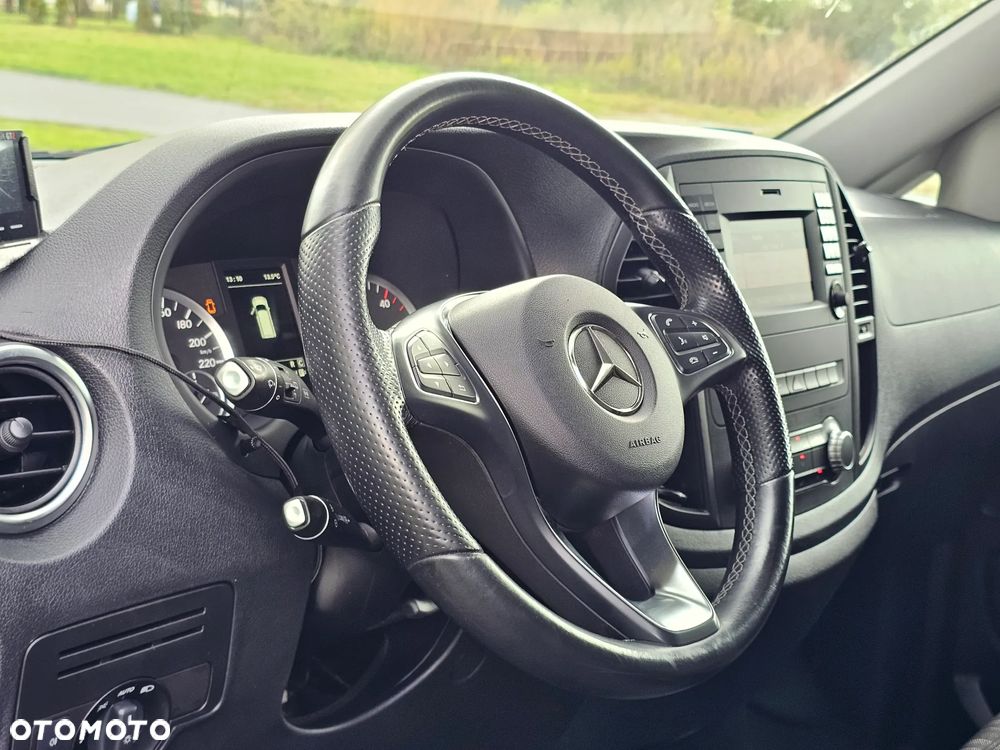 Mercedes-Benz Vito - 14
