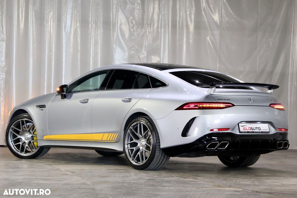 Mercedes-Benz AMG - 4