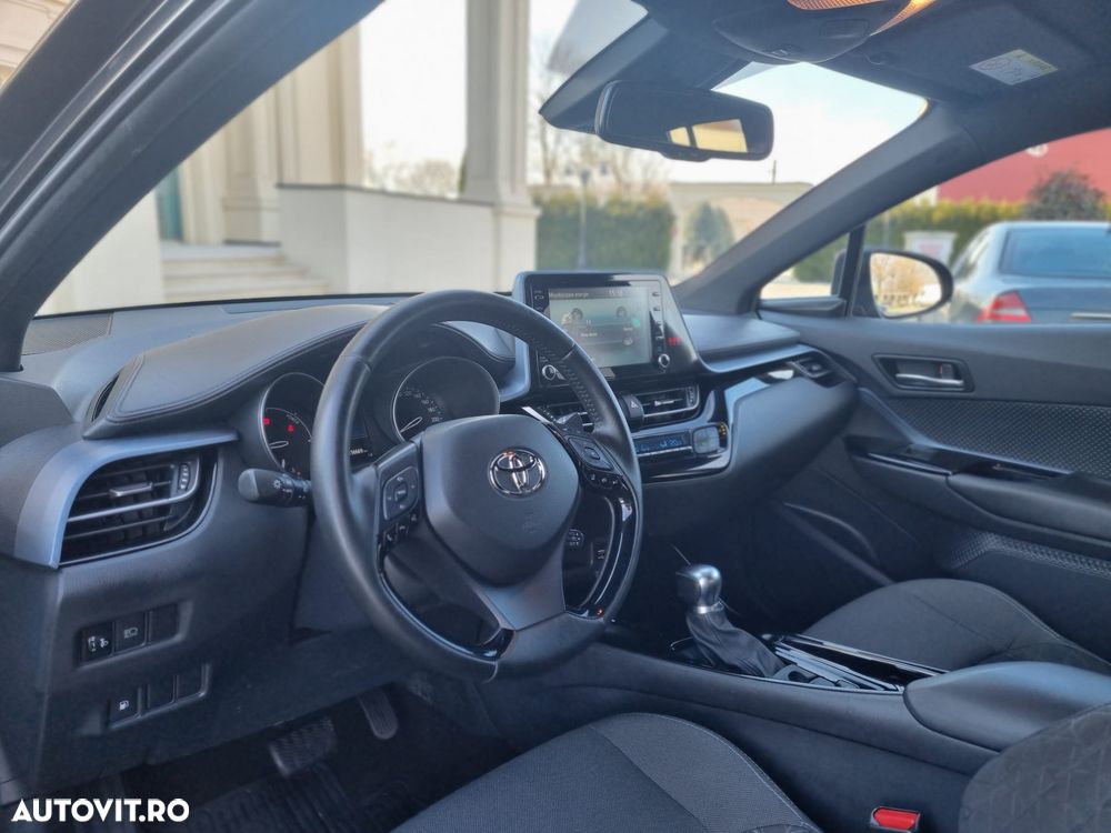 Toyota C-HR 1.8 HSD 122 CP 4x2 CVT Style - 10