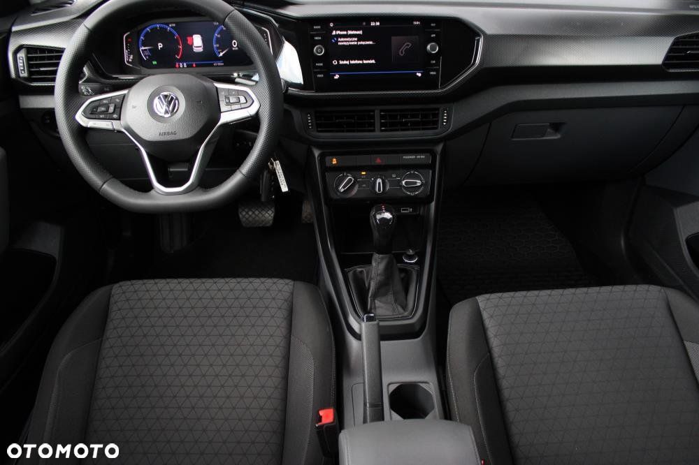 Volkswagen T-Cross - 12