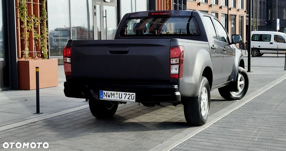 Isuzu D-Max 1.9 DC LS+ - 12
