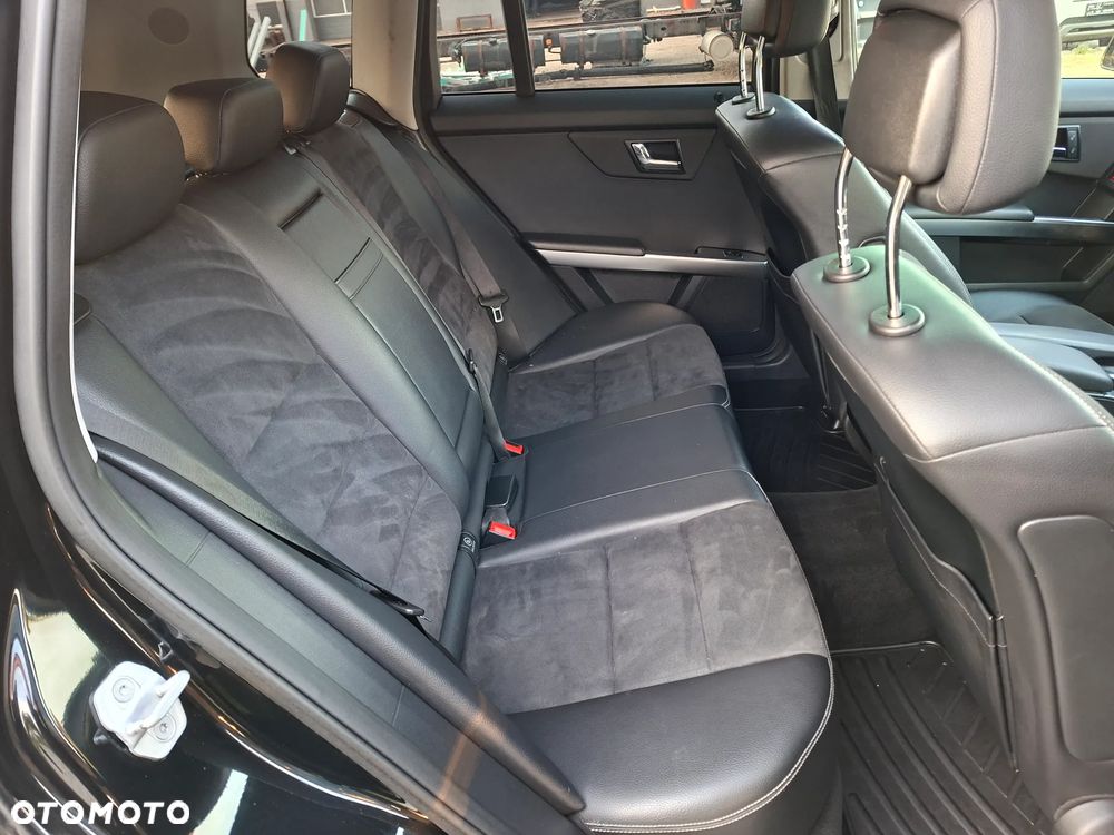 Mercedes-Benz GLK 220 CDI DPF 4Matic BlueEFFICIENCY 7G-TRONIC - 22