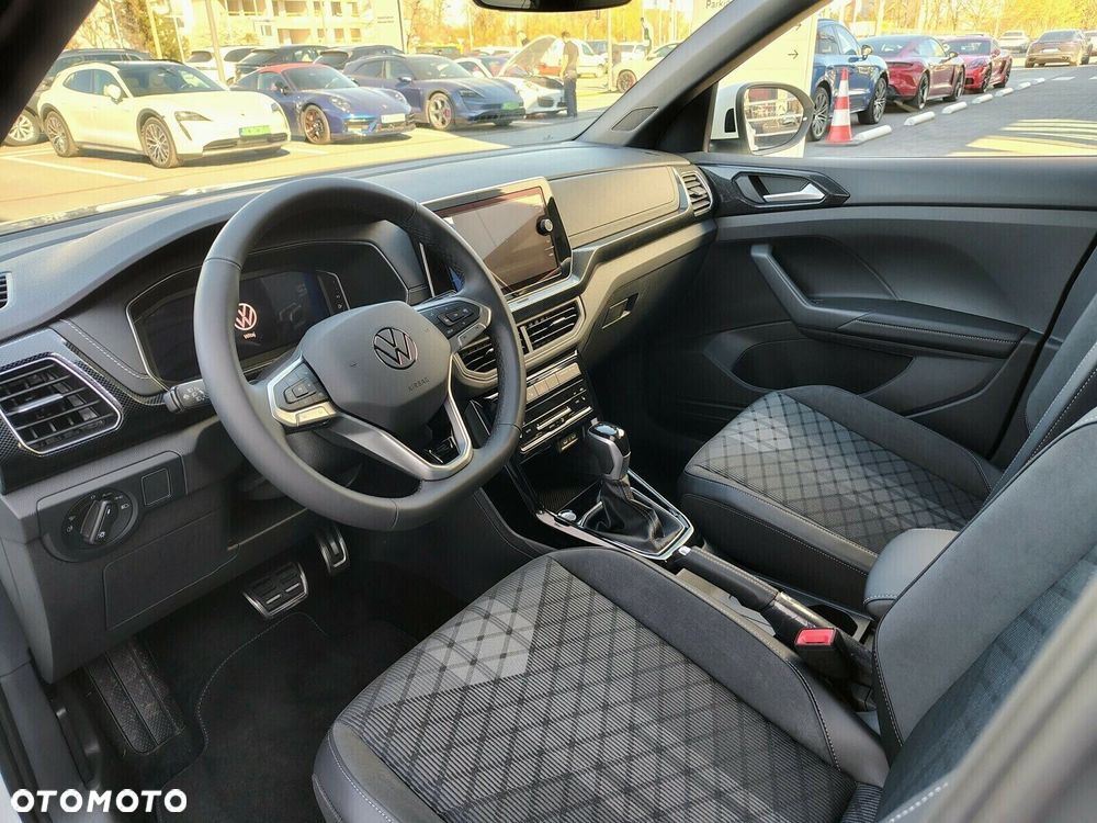 Volkswagen T-Cross - 10