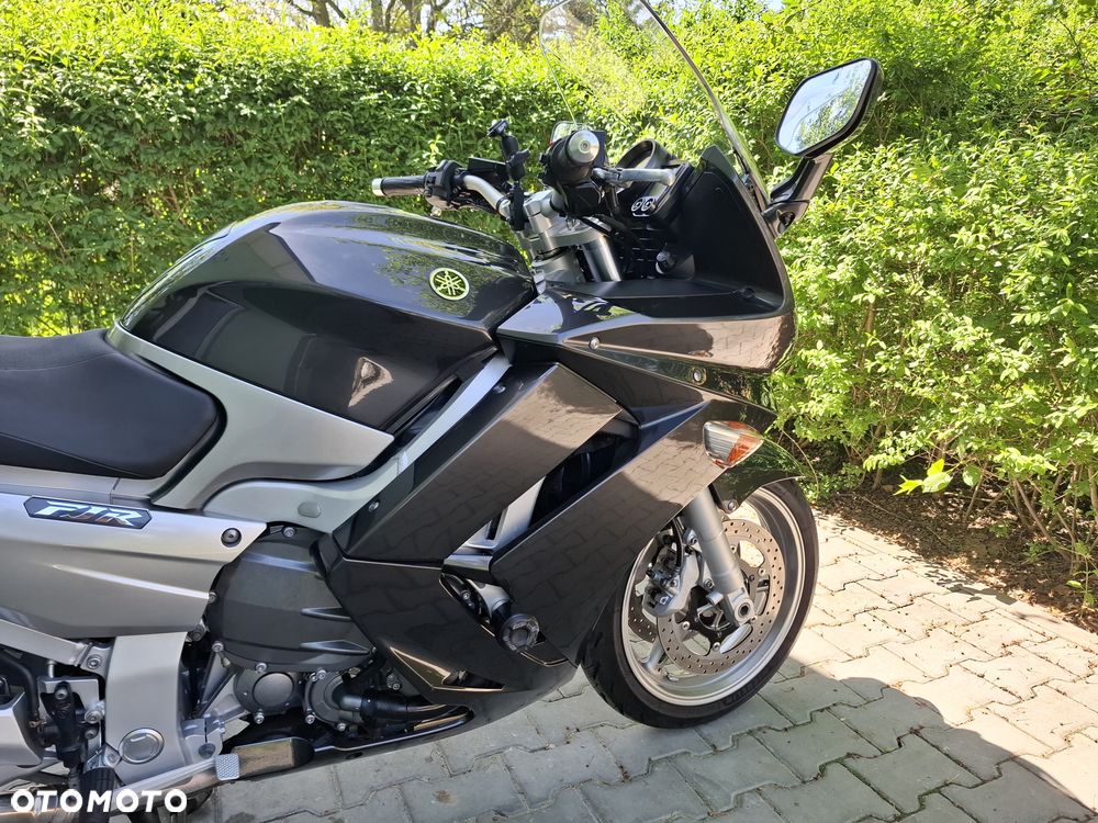 Yamaha FJR - 4
