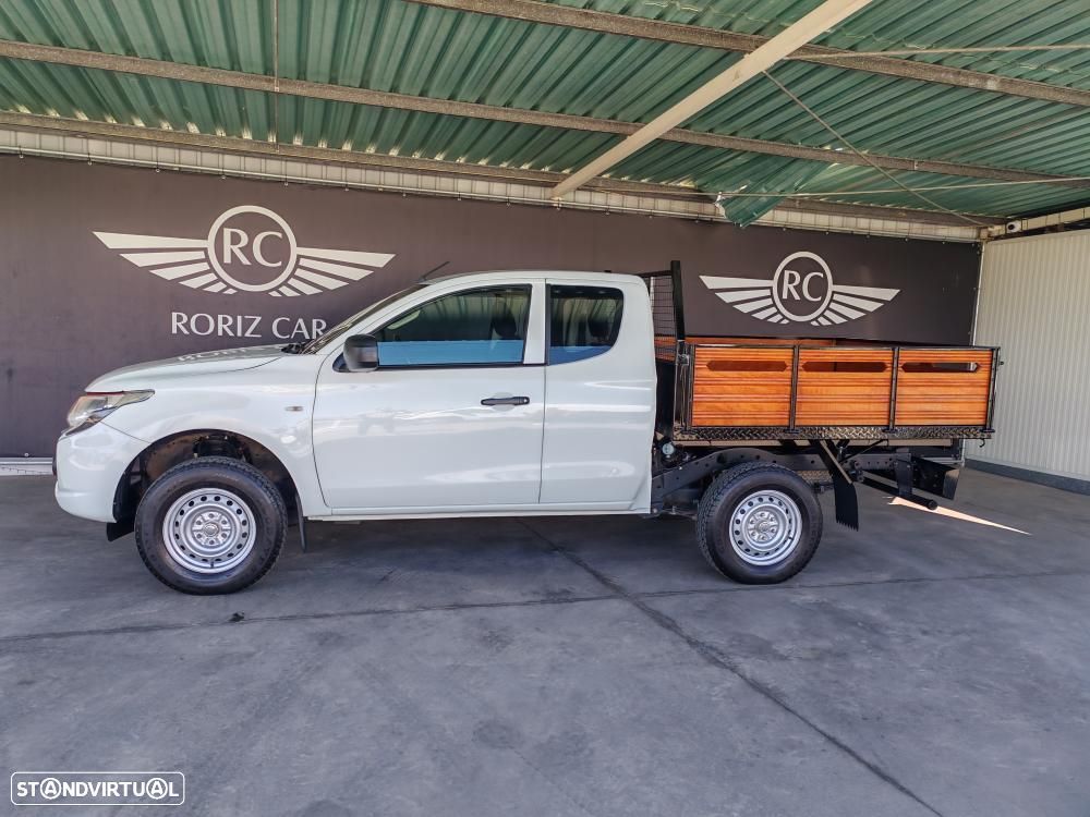 Mitsubishi L200 2.4 DI-D CE 4WD 3L - 4