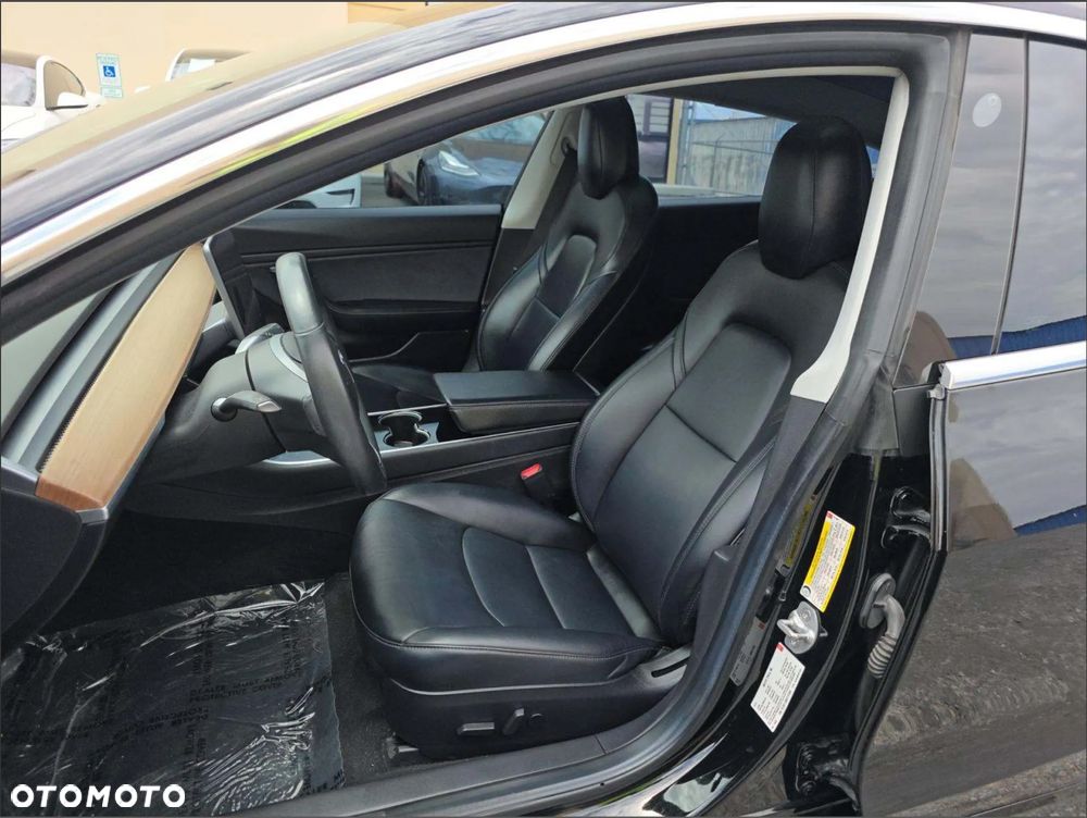 Tesla Model 3 Premium Langstreckenbatterie AWD Dual Motor - 8