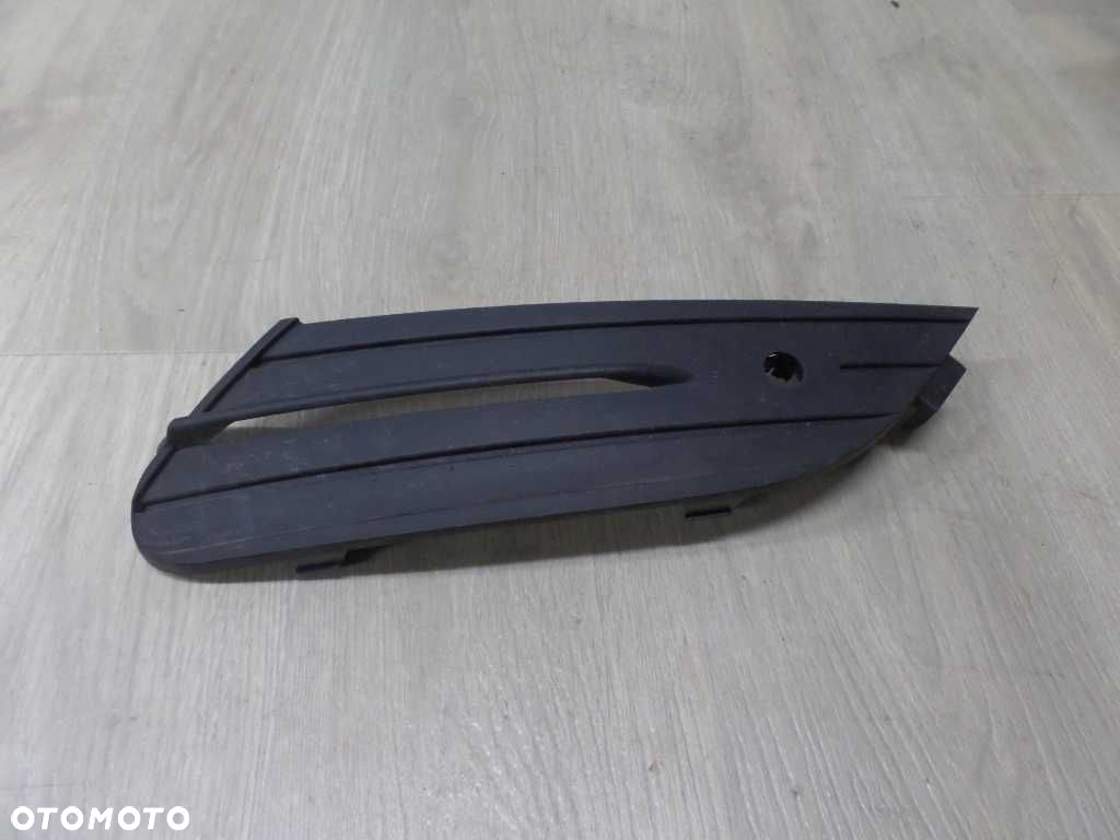RENAULT ESPACE V 2015- KRATKA ZDERZAKA PRAWA 622568681R - 2