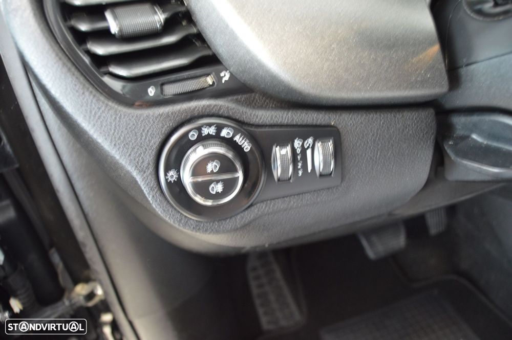 Fiat 500X 1.4 Multiair DCT 4x2 S&S Cross - 23