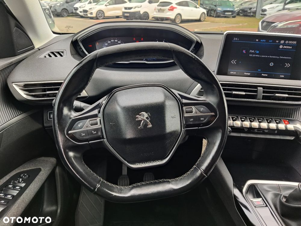 Peugeot 5008 2.0 BlueHDi Active 7os - 9