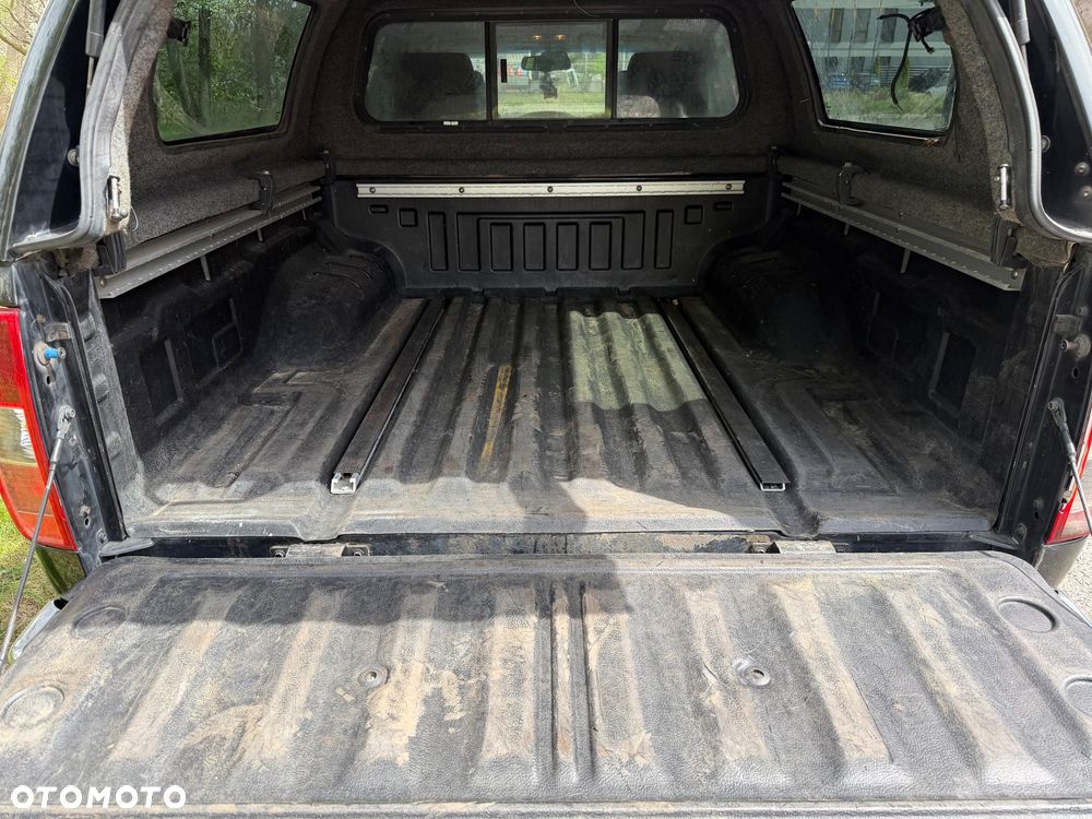 Nissan Navara 2.5 D LE - 12
