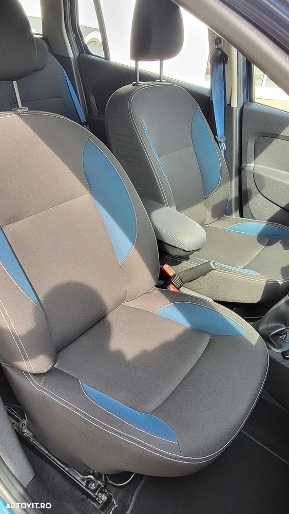 Dacia Logan TCe 90 Prestige - 13