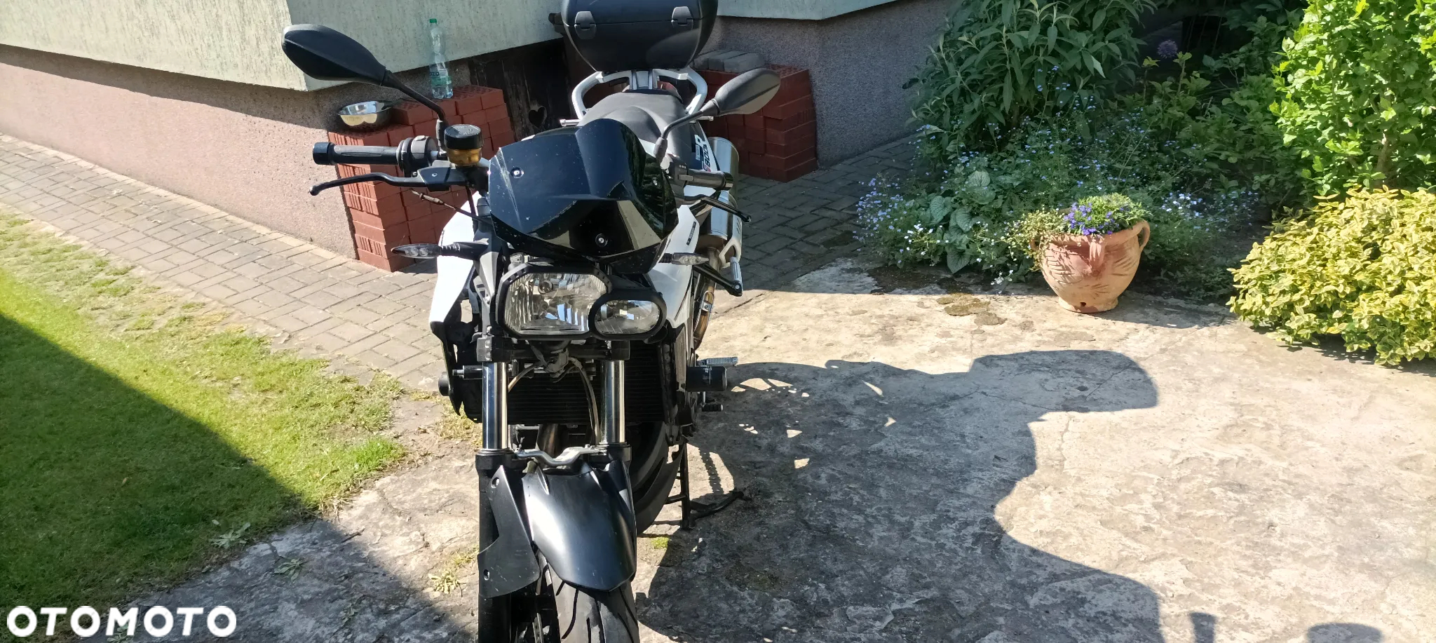 BMW F - 6