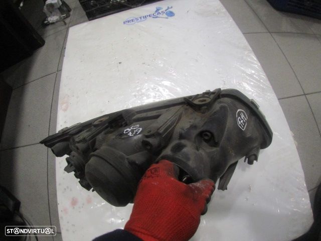 Farol Far1711 SAAB 93 2 SPORT HATCH FASE 1 2006 1.9TID 150CV 5P AZUL ESQ H7 + H7 HELLA SAAB 93 SW 2006 1.9TID 120CV 5P PRETO - 3