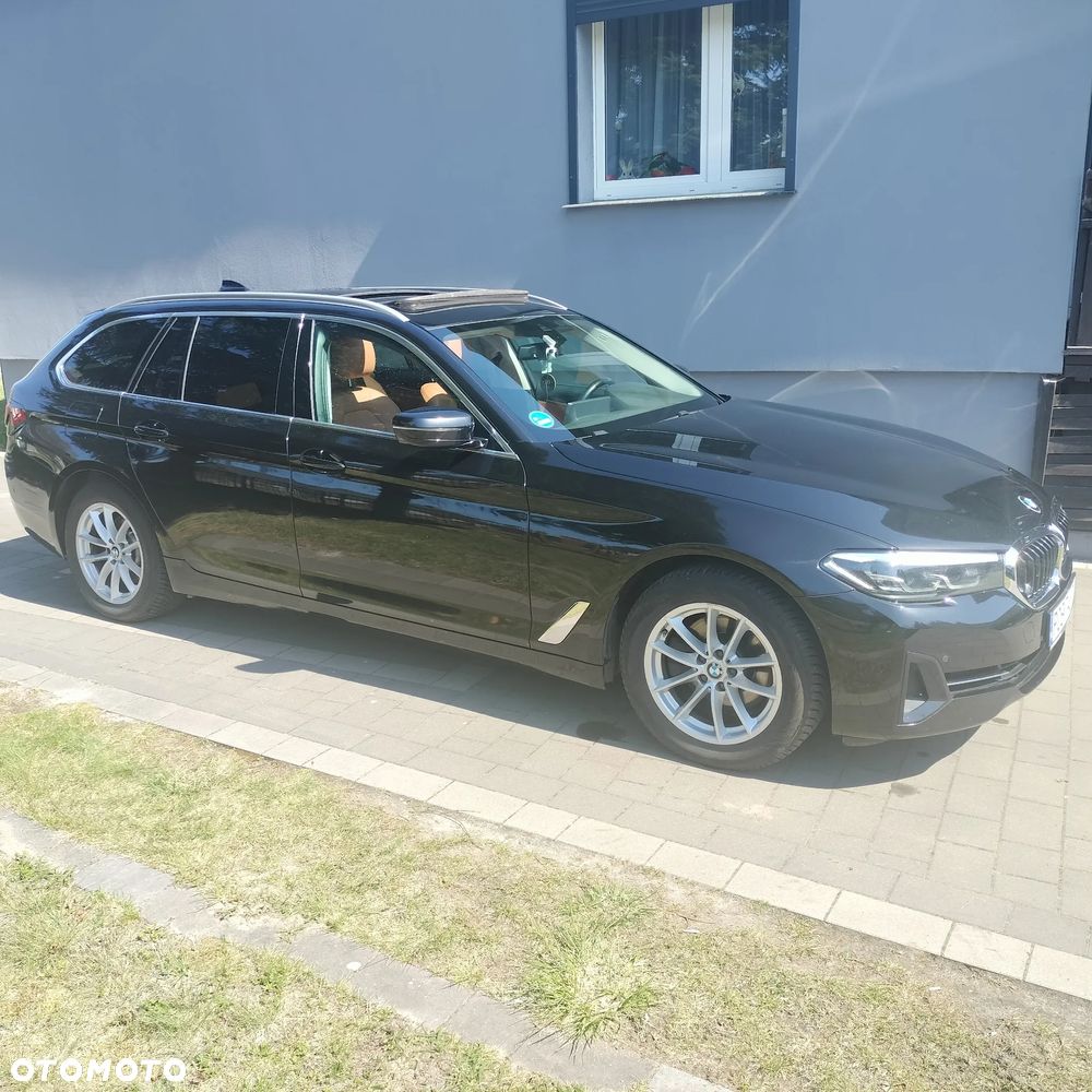 BMW Seria 5 520d xDrive Sport Line - 13