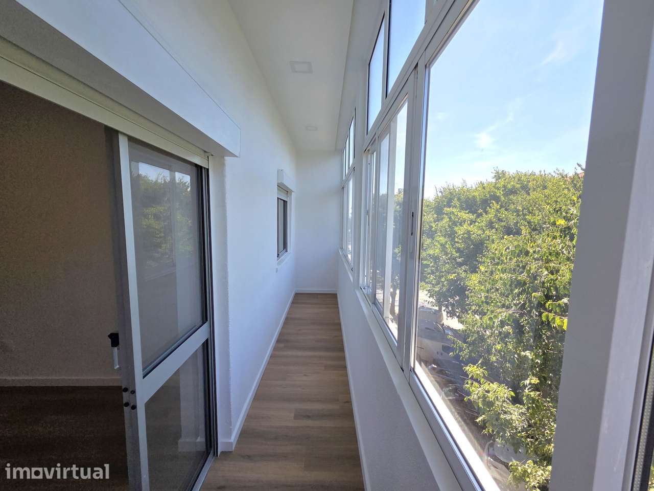 PRAGAL - Apartamento T3 TOTALMENTE REMODELADO! - Grande imagem: 2/17