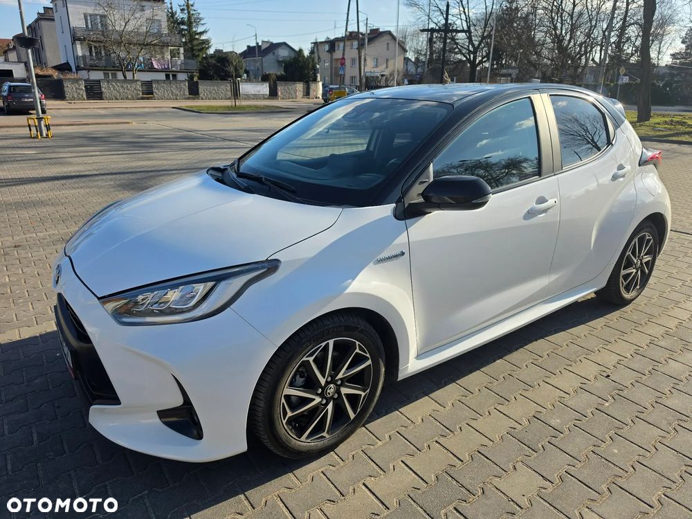 Toyota Yaris - 1