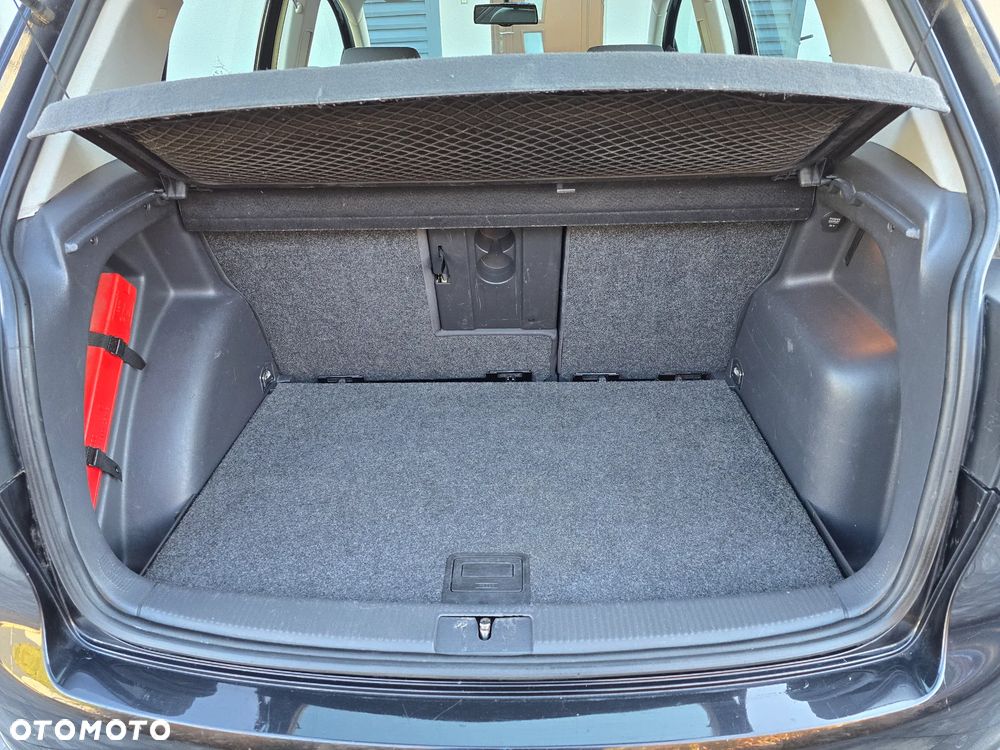 Volkswagen Golf Plus - 28