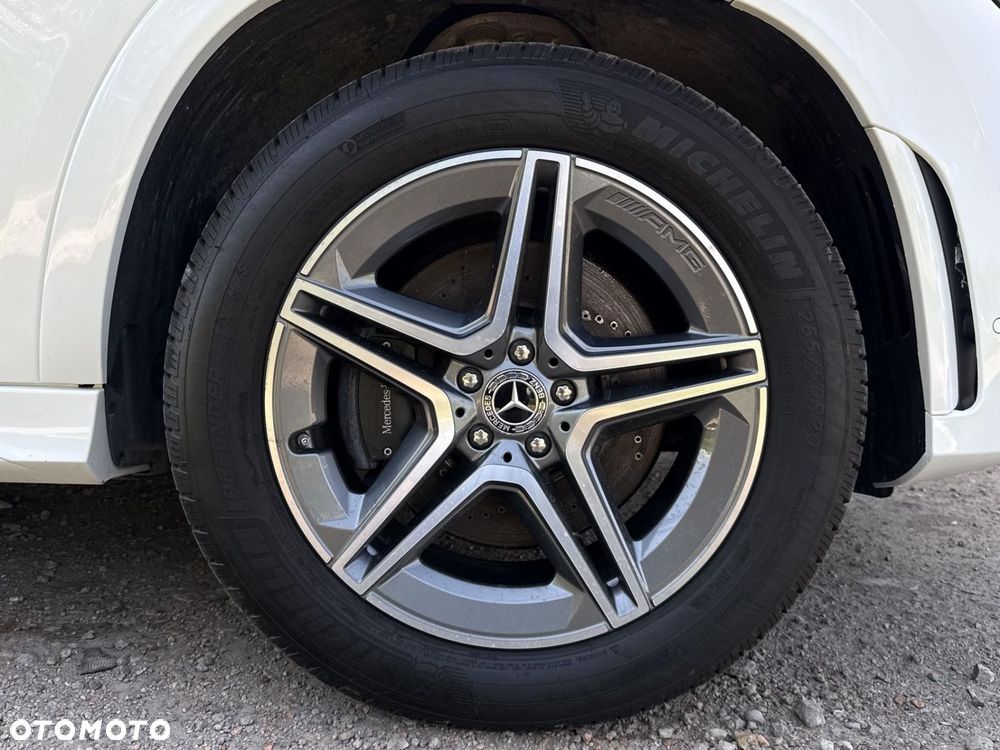 Mercedes-Benz GLE - 27