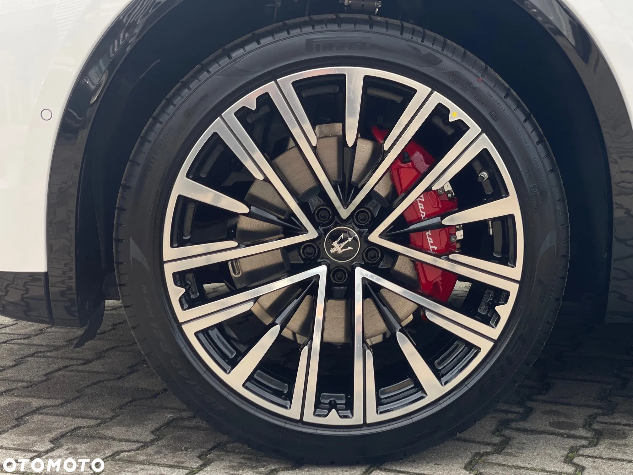 Maserati Grecale mHEV Modena - 11