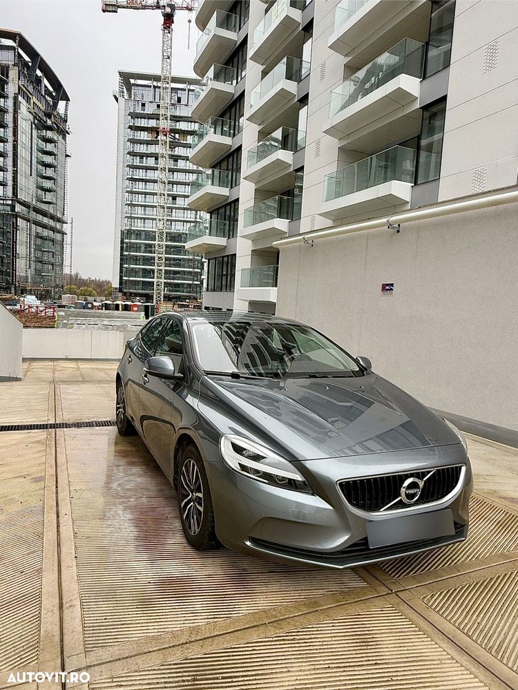 Volvo V40 T3 Geartronic - 1