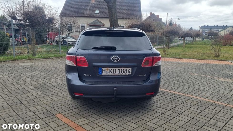 Toyota Avensis 1.8 Business Edition - 6