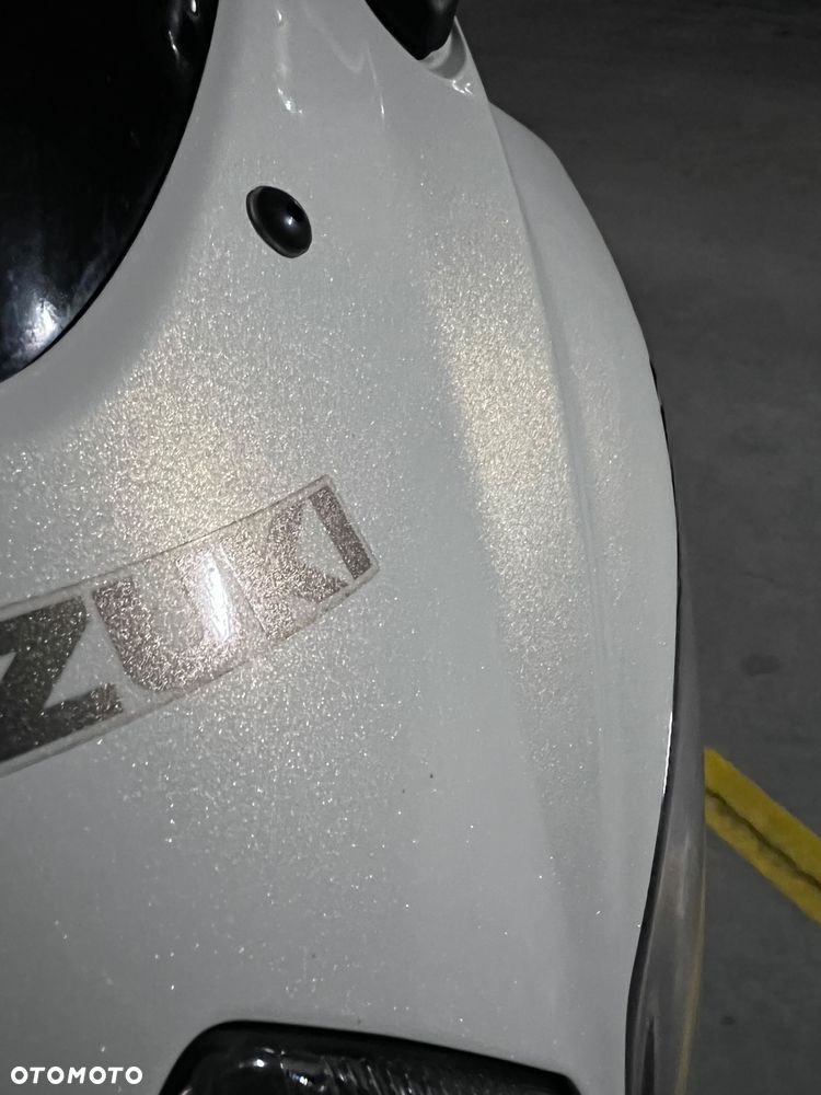 Suzuki GSX-R - 15