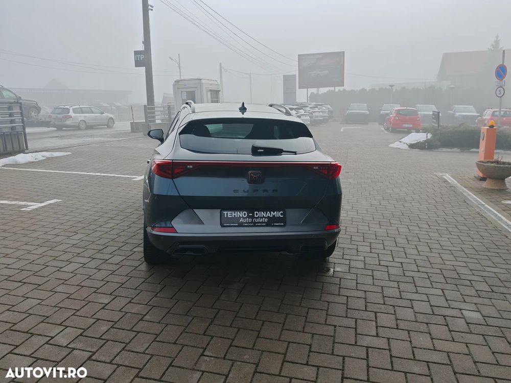 Cupra Formentor 1.4 e-HYBRID DSG Priority - 10