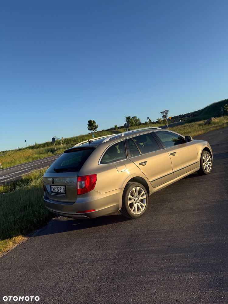 Skoda Superb 2.0 TDI Active - 11