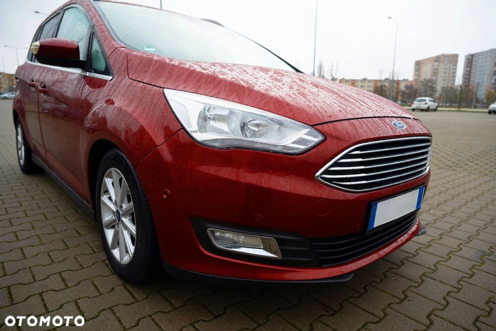 Ford Grand C-MAX - 27