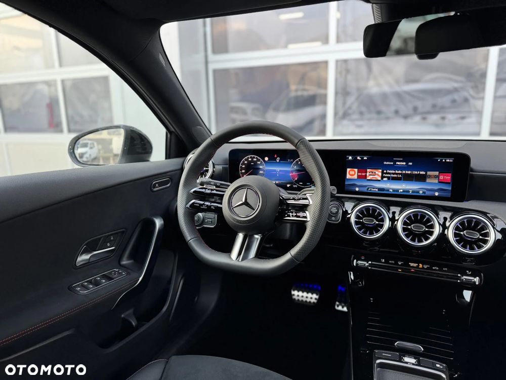 Mercedes-Benz Klasa A 200 7G-DCT Advanced AMG Line - 14