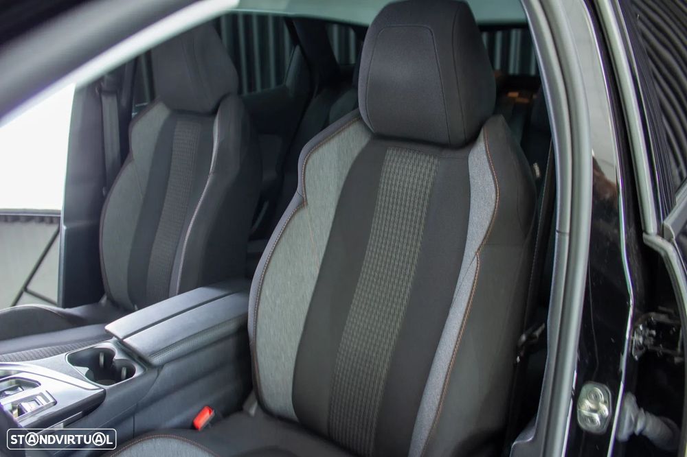 Peugeot 3008 PureTech 130 Stop & Start GPF EAT8 Active Business-Pack - 7