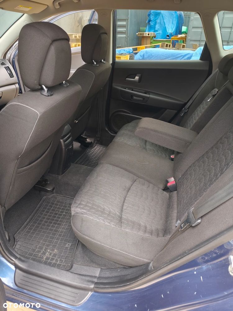Kia Ceed 1.6 Crdi Comfort + - 11