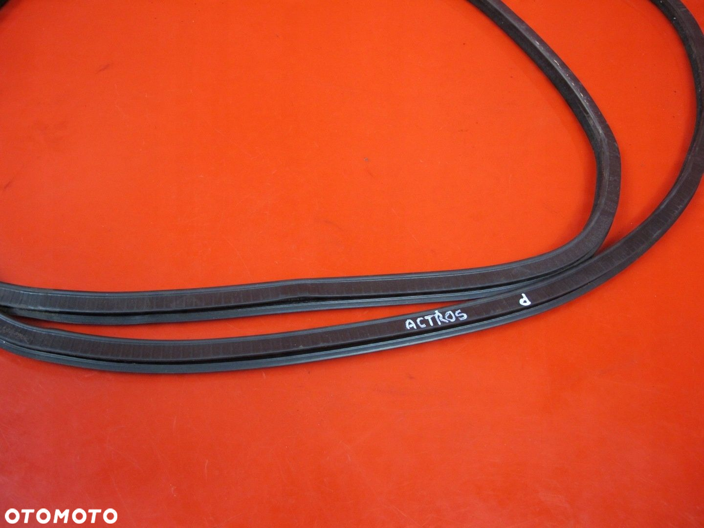 MB ACTROS MP4 USZCZELKA DRZWI SZYBY A9607252666 - 2