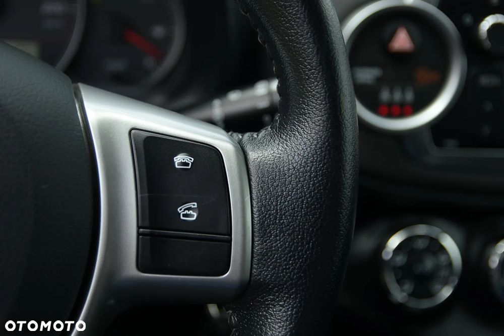 Toyota Yaris - 31