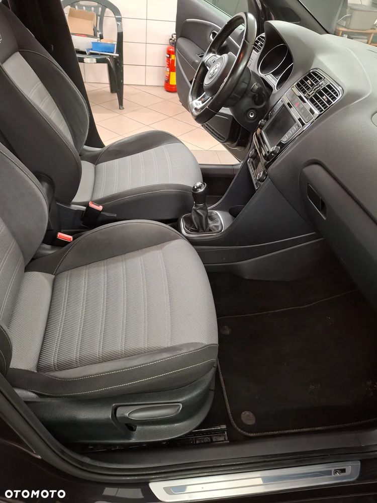 Volkswagen Polo - 8